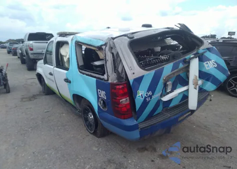 2009 Chevrolet Tahoe Police из США, поврежденный, VIN 1GNEC03019R149803